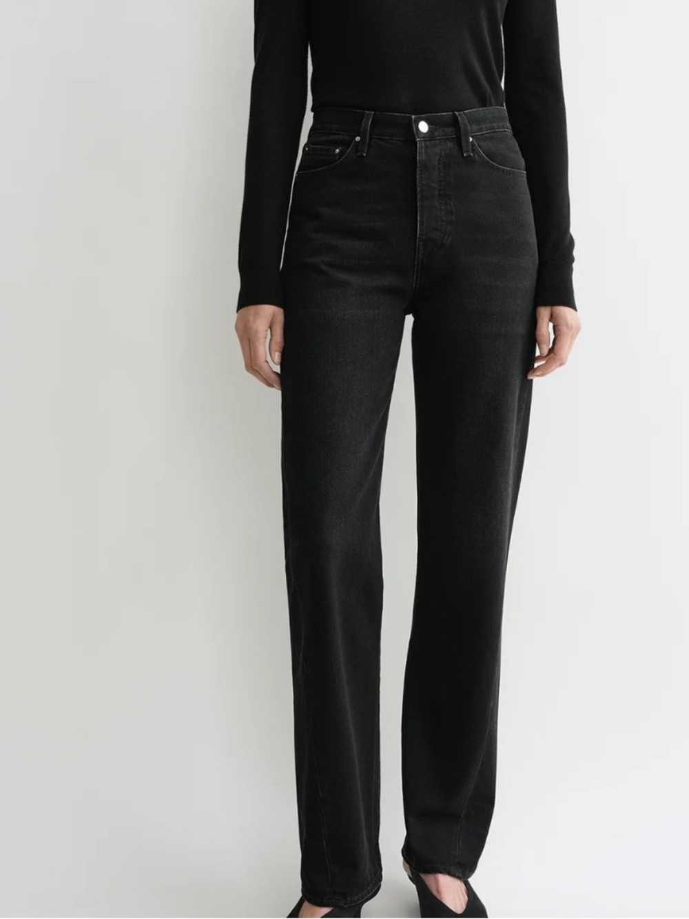 TOTEME Twisted Seam Full Length Jeans in Faded Black Size 27/30